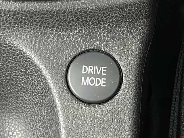日産 ノート e－パワー X 愛知県 2020(令2)年 1.6万km ダークメタルグレー 禁煙車/衝突軽減ブレーキ/レーンキープアシスト/7インチナビ/・バックカメラ/・Bluetooth/DENSOドライブレコーダー(261201-0041)/ETC/コーナーセンサー/スマートキー/プッシュスタート/フロアマット/純正アルミホイール