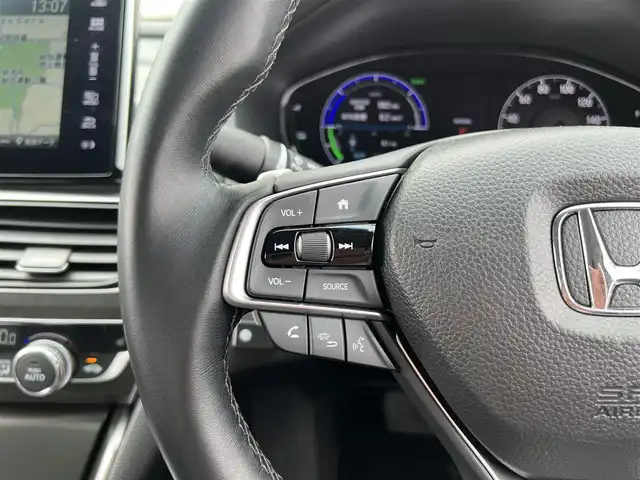 ホンダ アコード EX 栃木県 2021(令3)年 4.3万km クリスタルブラックパール ワンオーナー /サンルーフ/モデューロエアロ （F/S/R）/純正OPトランクスポイラー（ブラックエンブレム）/Honda純正インターナビ/BT/USB/フルセグTV/AppleCarPlay/AndroidAuto/バックカメラ/ナビ連動ドラレコ/黒レザーシート/前席パワーシート(D席メモリー機能付)/全席シートヒーター/前後コーナーセンサー/追従機能付きクルーズコントロール/レーンキープアシスト/ブラインドスポットモニター/ヘッドアップディスプレイ/パドルシフト/LEDヘッドライト/前フォグランプ/置くだけ充電/純正フロアマット/純正18インチAW/後席サンシェード/スペアキー/ビルトインETC/レグノタイヤ