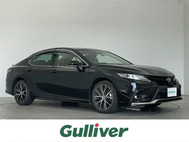 トヨタ カムリ WSレザーパッケージ 埼玉県 2021(令3)年 2万km アティチュードブラックマイカ パノラミックビューモニター　純正９インチディスプレイオーディオ　ＢＳＭ　ＨＵＤ　黒レザーシート　シートヒーター　ビルトインＥＴＣ　セーフティセンス　レーダークルーズコントロール　ＬＥＤヘッドライト
