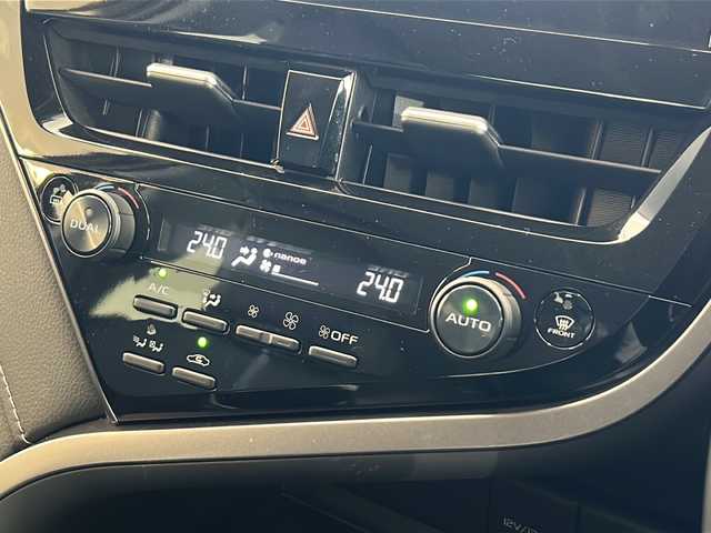 トヨタ カムリ WSレザーパッケージ 岐阜県 2021(令3)年 2万km アティチュードブラックマイカ 純正９インチディスプレイオーディオ/パノラミックビューモニター/ブラインドスポットモニター/ヘッドアップディスプレイ/黒レザーシート/シートヒーター/ビルトインＥＴＣ/セーフティセンス/レーダークルーズコントロール/ＬＥＤヘッドライト