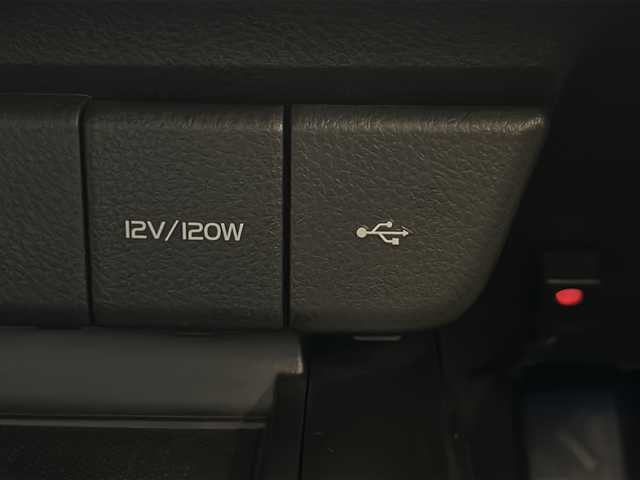 トヨタ カムリ WSレザーパッケージ 岐阜県 2021(令3)年 2万km アティチュードブラックマイカ 純正９インチディスプレイオーディオ/パノラミックビューモニター/ブラインドスポットモニター/ヘッドアップディスプレイ/黒レザーシート/シートヒーター/ビルトインＥＴＣ/セーフティセンス/レーダークルーズコントロール/ＬＥＤヘッドライト