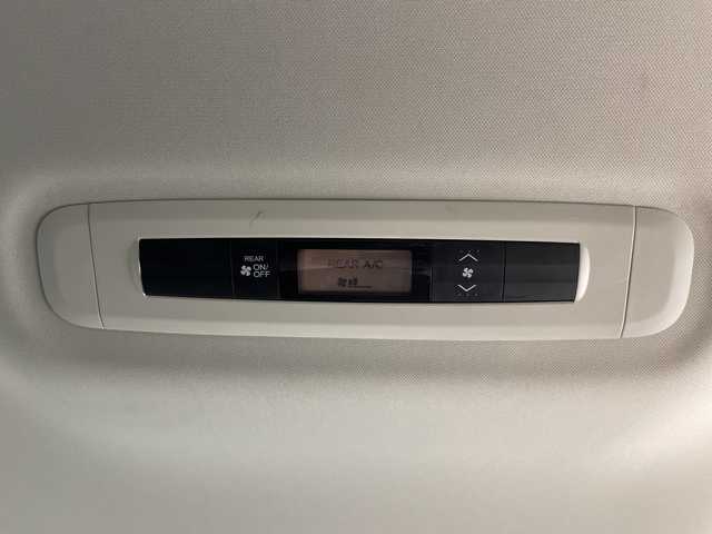 ホンダ オデッセイ アブソルート 愛知県 2014(平26)年 6.9万km プレミアムヴィーナスブラックP 禁煙車/９インチナビ/（AM/FM/Bluetooth/フルセグTV）/バックカメラ/フリップダウンモニター/クルーズコントロール/シティブレーキアクティブシステム/ドライブレコーダー/ETC/ハーフレザーシート/両側パワースライドドア/純正アルミホイール/LEDヘッドライト/オートライト/プッシュスタート/スマートキー/電動格納ミラー