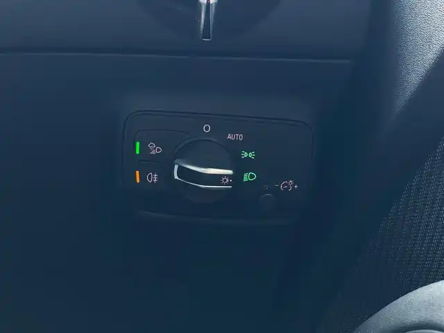 アウディ ＴＴクーペ 1．8 TFSI 山梨県 2016(平28)年 6.4万km グレイシアホワイトメタリック Sラインエクステリア/Bカメラ /バーチャルC/クルコン/純正メモリナビ/ＢＴ/前後ソナー/純正１８インチＡＷ/フルセグＴＶ/オートライト/ＬＥＤヘッドライト/３６０ドラレコ/ＡＡＣ/ＥＴＣ/取説/保証書１８０台限定車