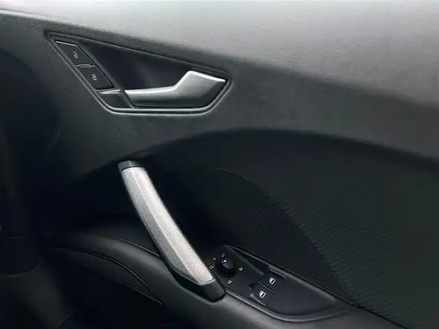 アウディ ＴＴクーペ 1．8 TFSI 山梨県 2016(平28)年 6.4万km グレイシアホワイトメタリック Sラインエクステリア/Bカメラ /バーチャルC/クルコン/純正メモリナビ/ＢＴ/前後ソナー/純正１８インチＡＷ/フルセグＴＶ/オートライト/ＬＥＤヘッドライト/３６０ドラレコ/ＡＡＣ/ＥＴＣ/取説/保証書１８０台限定車