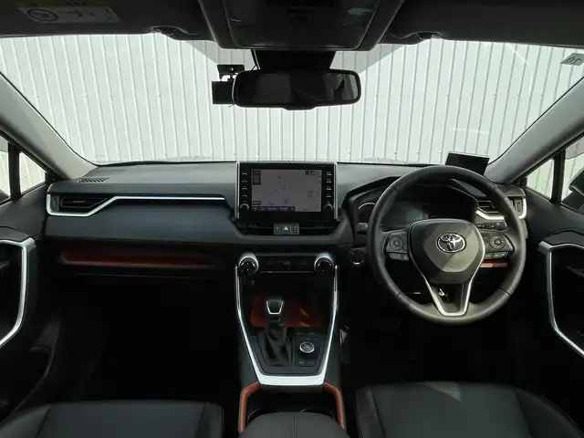 トヨタ ＲＡＶ４ アドベンチャー 滋賀県 2020(令2)年 2.3万km アティチュードブラックマイカ TRDエアロ/純正10。5型ディスプレイオーディオ/・フルセグTV/・Bluetooth/バックカメラ/革巻きステアリング/ステアリングリモコン/前後ドラレコ/ETC/パワーシート/黒レザーシート/社外アルミホイール/ブロックタイヤ/トヨタセーフティーセンス/・レーダークルーズコントロール/・プリクラッシュセーフティ/・レーントレーシングアシスト/・ロードサインアシスト/・フロントクロストラフィックアラート/・ドライバー異常時対応システム/・プロアクティブドライビングアシスト/・発進遅れ告知機能/・緊急時操舵支援/・レーンチェンジアシスト/自動防眩インナーミラー/オートリトラミラー/LEDヘッドライト/フォグライト/スマートキー