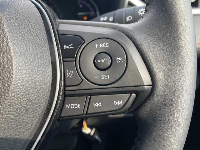 トヨタ ＲＡＶ４ アドベンチャー 滋賀県 2020(令2)年 2.3万km アティチュードブラックマイカ TRDエアロ/純正10。5型ディスプレイオーディオ/・フルセグTV/・Bluetooth/バックカメラ/革巻きステアリング/ステアリングリモコン/前後ドラレコ/ETC/パワーシート/黒レザーシート/社外アルミホイール/ブロックタイヤ/トヨタセーフティーセンス/・レーダークルーズコントロール/・プリクラッシュセーフティ/・レーントレーシングアシスト/・ロードサインアシスト/・フロントクロストラフィックアラート/・ドライバー異常時対応システム/・プロアクティブドライビングアシスト/・発進遅れ告知機能/・緊急時操舵支援/・レーンチェンジアシスト/自動防眩インナーミラー/オートリトラミラー/LEDヘッドライト/フォグライト/スマートキー