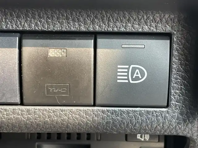 トヨタ ＲＡＶ４ アドベンチャー 滋賀県 2020(令2)年 2.3万km アティチュードブラックマイカ TRDエアロ/純正10。5型ディスプレイオーディオ/・フルセグTV/・Bluetooth/バックカメラ/革巻きステアリング/ステアリングリモコン/前後ドラレコ/ETC/パワーシート/黒レザーシート/社外アルミホイール/ブロックタイヤ/トヨタセーフティーセンス/・レーダークルーズコントロール/・プリクラッシュセーフティ/・レーントレーシングアシスト/・ロードサインアシスト/・フロントクロストラフィックアラート/・ドライバー異常時対応システム/・プロアクティブドライビングアシスト/・発進遅れ告知機能/・緊急時操舵支援/・レーンチェンジアシスト/自動防眩インナーミラー/オートリトラミラー/LEDヘッドライト/フォグライト/スマートキー