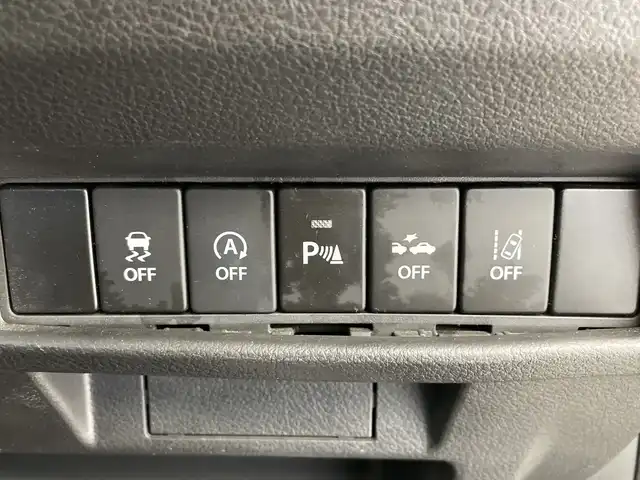 スズキ クロスビー HYBRID MZ 新潟県 2018(平30)年 5.3万km スーパーブラックパール 3トーンコーディネート 社外ＳＤナビ（Bluetooth・CD）/アラウンドビューモニター　/フルセグ　/レーンキープアシスト　/後方コーナーセンサー　/クルーズコントロール　/前席シートヒーター　/ＬＥＤオートライト　/デュアルセンサーブレーキサポート　/アイドリングストップ/ETC/MTモード付AT/純正フロアマット/純正１６インチアルミホイール/スマートキー