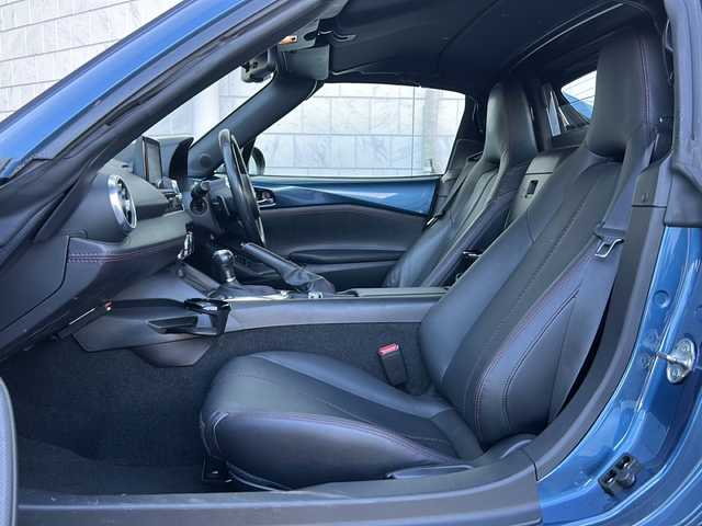マツダ ロードスター ＲＦ VS 神奈川県 2019(令1)年 4万km エターナルブルーマイカ ワンオーナー/純正ナビ(USB/AUX/BT/フルセグTV)/バックカメラ/BOSEサウンドシステム/クルーズコントロール/パドルシフト/衝突被害軽減ブレーキ/レーンキープアシスト/横滑り防止装置/BSM/黒レザーシート/D/N席シートヒーター/ETC/オートライト/純正フロアマット/ステアリングスイッチ/スペアキー×1/保証書/取扱説明書