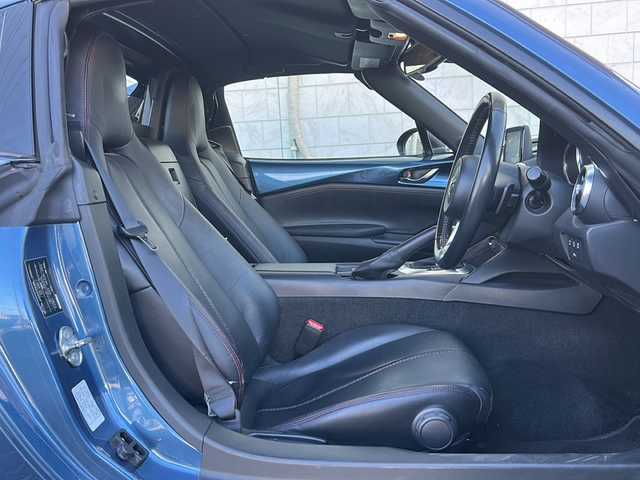 マツダ ロードスター ＲＦ VS 神奈川県 2019(令1)年 4万km エターナルブルーマイカ ワンオーナー/純正ナビ(USB/AUX/BT/フルセグTV)/バックカメラ/BOSEサウンドシステム/クルーズコントロール/パドルシフト/衝突被害軽減ブレーキ/レーンキープアシスト/横滑り防止装置/BSM/黒レザーシート/D/N席シートヒーター/ETC/オートライト/純正フロアマット/ステアリングスイッチ/スペアキー×1/保証書/取扱説明書