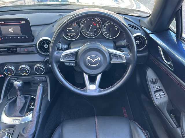 マツダ ロードスター ＲＦ VS 神奈川県 2019(令1)年 4万km エターナルブルーマイカ ワンオーナー/純正ナビ(USB/AUX/BT/フルセグTV)/バックカメラ/BOSEサウンドシステム/クルーズコントロール/パドルシフト/衝突被害軽減ブレーキ/レーンキープアシスト/横滑り防止装置/BSM/黒レザーシート/D/N席シートヒーター/ETC/オートライト/純正フロアマット/ステアリングスイッチ/スペアキー×1/保証書/取扱説明書