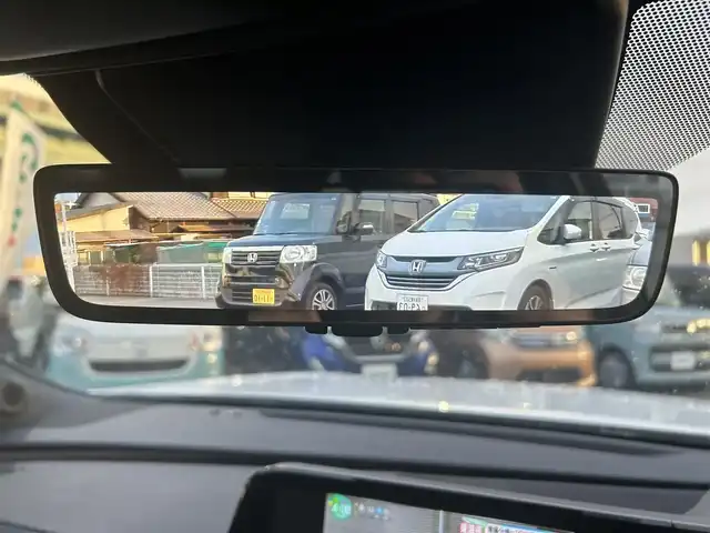 トヨタ クラウン Z 愛知県 2024(令6)年 0.6万km プラチナホワイトパールマイカ パノラマルーフ/ブラックパッケージ/デジタルインナーミラー /純正ナビ/フルセグTV/BT/AC100V電源/パノラミックビューモニター/ビルトイン2.0ETC/純正20インチAW/トヨタセーフティセンス/ブラインドスポットモニター/ヘッドアップディスプレイ/レーダークルーズコントロール/パワーバックドア/電動リアサンシェード/レザーシート/パワーシート/シートヒーター /エアシート/純正フロアマット/取説、保証書