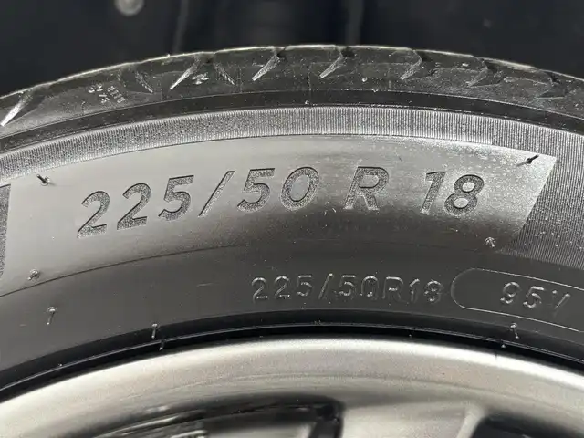 ホンダ ヴェゼル ハイブリッド e:HEV Z 大阪府 2021(令3)年 1.1万km プレミアムサンライトホワイトパール Moduloフロントグリル/18incAW ホンダセンシング シーケンシャル 純正9incナビTV 360カメラ ETC ハーフレザー シートヒーター 電動リアゲート 衝突軽減 レーダーC BSM 置くだけ充電
