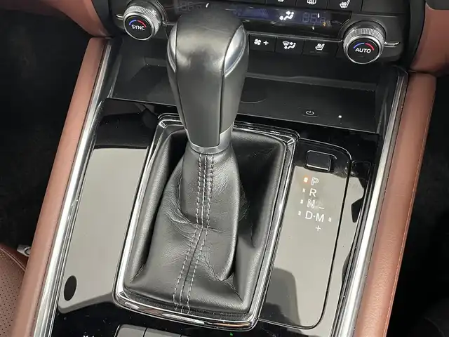 マツダ ＣＸ－８ XD エクスクルーシブモード 道央・札幌 2022(令4)年 4.2万km ソウルレッドクリスタルM ・ワンオーナー/・４WD/・BOSEサウンド/・メーカーナビ/　BT/USB/フルセグ/・全方位カメラ/・ETC/・前後ドライブレコーダー/・i-ACTIVESENSE/・衝突軽減ブレーキ/・レーダークルーズコントロール/・レーンキープアシスト/・クリアランスソナー/・オートハイビーム/・i-STOP/・BSM/・レザーシート/・前席シートヒーター/・前席シートベンチレーション/・ステアリングヒーター/・ステアリングスイッチ/・LEDヘッドライト/・プッシュスタート/・スマートキー/・純正フロアマット/・ドアバイザー