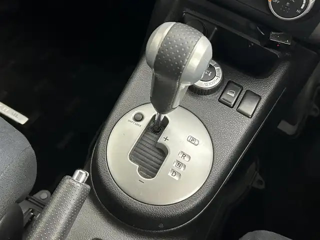 日産 エクストレイル 20GT 道央・札幌 2011(平23)年 4.9万km ブリリアントホワイトパール ・４WD/・DOPメモリーナビ（MP310-A）/　CD/DVD/SD/BT/フルセグTV/・ETC/・クルーズコントロール/・ダウンヒルアシストコントロール/・２WD⇔４WD切り替え/・MTモード付AT/・横滑り防止装置/・オートライト/・キセノンヘッドライト/・フロントフォグランプ/・ドアバイザー/・純正１８インチAW（夏）/・積込社外１６インチAW（冬215/65R16 8分山）/・スマートキー/・純正フロアマット/・取扱説明書/・保証書