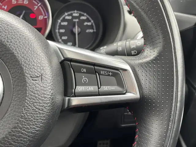 アバルト １２４ スパイダー 三重県 2020(令2)年 2.1万km パール レコードモンツァマフラー/純正ビルシュタイン/純正ナビＴＶ/ＯＰレザーシート(赤黒コンビ)/シートヒーター/クルコン/Ｂカメラ/ＬＥＤライト/Ｂｌｕｅｔｏｏｔｈ/ドラレコ/純正１７インチＡＷ/ビアンコアクロポリス1972