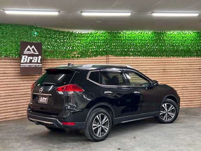 日産 エクストレイル 20Xi 道央・札幌 2018(平30)年 5.4万km ダイヤモンドブラック 【2509034304】/４ＷＤ　/プロパイロット　/純正ナビ　/フルセグＴＶ　/アラウンドビューモニター　/パワーバックドア　/純正１８インチアルミ　/デジタルインナーミラー　/ＬＥＤヘッドライト　/フォグライト　/ルーフレール　/ＥＴＣ