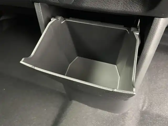 三菱 デリカミニ T プレミアム 富山県 2025(令7)年 0.1千km アメジストブラック/シルキーホワイト T　PREMIUM　4WD　/純正9型ディスプレイオーディオ（121330）（DA22JM)/　　－－bluetooth、Carplay、Androidauto/サイドデカール（33440）/全周囲カメラ/前後コーナーセンサー/前席シートヒーター/ステアリングヒーター/両側パワースライドドア（フットオープン可）/純正15インチAW/ACC/衝突軽減ブレーキ/車線逸脱警報/車線逸脱防止支援/MIパイロット/先行車発進お知らせ/スマートキー/プッシュスタート/オートライト/LEDヘッドライト/フォグ/ルーフレール/オートホールド/ヒルディセントコントロール/パドルシフト/横滑防止装置/保証書、取説/スペアキー