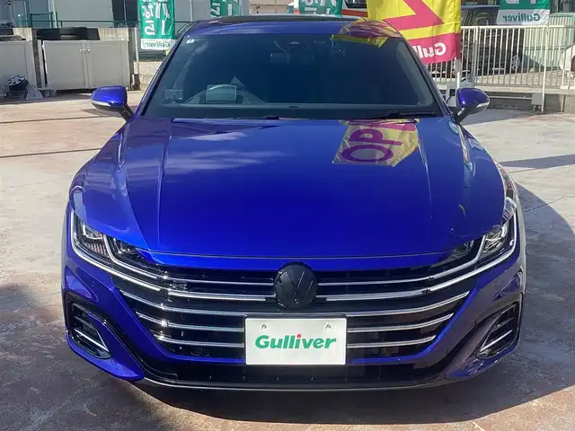 フォルクスワーゲン ＶＷ アルテオン SB TSI 4モーション Rラインアドバンス 京都府 2022(令4)年 1.3万km 青 ラグジュアリーパッケージ/　・　パノラミックスライディングサンルーフ/　・　Harman Kardon プレミアムサウンド/社外20インチアルミ/ローダウン/オールインセーフティ/レーダークルーズ/黒ナッパレザーシート/運転席マッサージシート/前席ＰＷシート/前後シートヒーター/ＰＷバックドア/デジタルコクピットプロ/ヘッドアップディスプレー/アイドリングストップ/パドルシフト/7速ＤＳＧ/パノラミックビューカメラ/ビルトインETC2.0/LEDヘッドライト/前後クリアランスソナー/スペアキー/新車保証書/取扱説明書