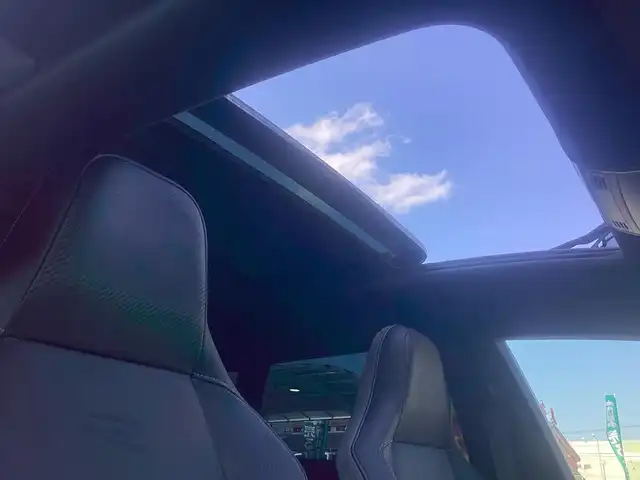 フォルクスワーゲン ＶＷ アルテオン SB TSI 4モーション Rラインアドバンス 京都府 2022(令4)年 1.3万km 青 ラグジュアリーパッケージ/　・　パノラミックスライディングサンルーフ/　・　Harman Kardon プレミアムサウンド/社外20インチアルミ/ローダウン/オールインセーフティ/レーダークルーズ/黒ナッパレザーシート/運転席マッサージシート/前席ＰＷシート/前後シートヒーター/ＰＷバックドア/デジタルコクピットプロ/ヘッドアップディスプレー/アイドリングストップ/パドルシフト/7速ＤＳＧ/パノラミックビューカメラ/ビルトインETC2.0/LEDヘッドライト/前後クリアランスソナー/スペアキー/新車保証書/取扱説明書