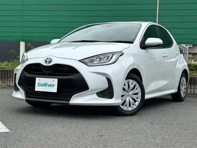 トヨタ ヤリス ハイブリッド Z 茨城県 2023(令5)年 1.5万km プラチナホワイトパールマイカ 純正8型ディスプレイオーディオ/AppleCarPlay/レーダー付きクルーズコントロール/ビルトインETC/アラウンドビューモニター/シートヒーター/純正フロアマット/横滑り防止装置/コーナーセンサー前後/レーンキープアシスト/オートライト/オートマチックハイビーム/LEDヘッドライト/ステアリングヒーター/ブラインドスポットモニター
