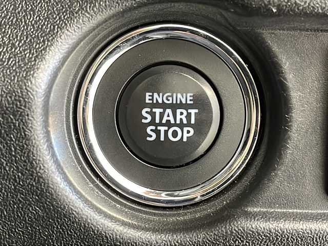 スズキ ジムニー XC 茨城県 2021(令3)年 4.5万km ミディアムグレー ・社外SDナビ（AM/FM/CD/DVD/HDMI）/・衝突軽減ブレーキ/・LDA/・バックカメラ/・電格ウィンカーミラー/・ステアリングスイッチ/・ミラーデフォッガー/・クルーズコントロール/・ビルトインETC/・前席シートヒーター/・フロアマット