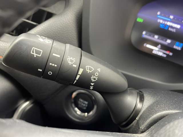 トヨタ ＲＡＶ４ アドベンチャー 大阪府 2023(令5)年 3.4万km アティチュードブラックマイカ ４WD/純正10.5インチディスプレイオーディオ/【BT/フルセグTV/ナビ/AUX/USB]/アラウンドビューモニター/パノラマルーフ/デジタルインナーミラー/ETC2.0/衝突被害軽減システム/ブラインドスポットモニター/コーナーセンサー前後/レーンキープアシスト/クルーズコントロール追従/オートライト/パワーシート　D席/シートヒータ　D+N席/エアシート　D+N席/ステアリングヒーター/メモリシート/純正19インチAW/純正フロアマット