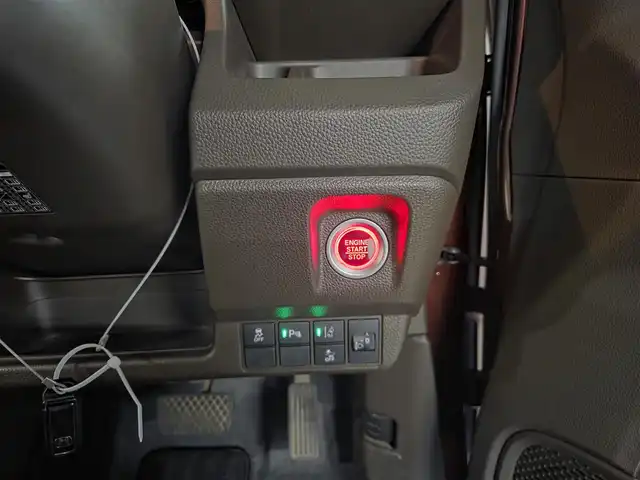 ホンダ Ｎ ＷＧＮ L ホンダセンシング 鹿児島県 2020(令2)年 4.3万km プレミアムアガットブラウンP 純正ナビ/フルセグTV/バックカメラ/ビルトインETC/アダプティブクルーズコントロール/リアパーキングセンサー/ホンダセンシング/・衝突被害軽減ブレーキ/・車線逸脱防止支援/・前後誤発進抑制/・標識認識/・オートハイビーム/純正オプLEDヘッドランプ/ステアリングスイッチ/運転席シートヒーター/スマートキー/プッシュエンジンスタート/禁煙車