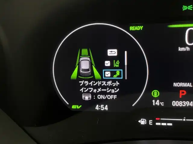 ホンダ ヴェゼル ハイブリッド e:HEV Z 宮城県 2022(令4)年 0.9万km プレミアムサンライトホワイトパール 4WD/純正９型コネクトナビ/フルセグTV/ＢＳＭ/パワーバックドア/アダプティブクルーズ　/シートヒーター/フロントウィンドウ熱線/ヒーテッドドアミラー/ワイヤレス充電/ハーフレザーシート/ドライブレコーダー/ＥＴＣ２．０/ホンダセンシング/パーキングセンサー/スマートフォン連携 /禁煙車