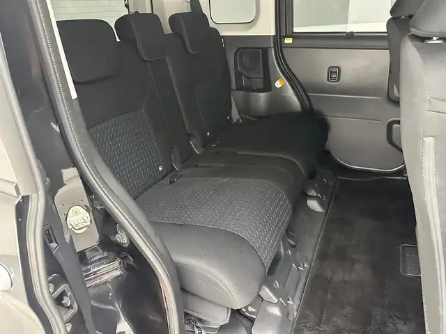 トヨタ ルーミー カスタムG－T 兵庫県 2023(令5)年 1.1万km ブラックマイカメタリック ・純正SDナビ/・全方位モニタ-/・純正前後ドライブレコーダー/・ETC2.0/・両側パワースライドドア/・衝突軽減ブレーキ/・レーンキープアシスト/・追従クルーズコントロール/・電子パーキングブレーキ/・純正15インチアルミホイール/・オートライト/・オートハイビーム/・LEDヘッドライト/・LEDフォグランプ/・前後コーナーセンサー/・純正フロアマット/・スマートキー/・スペアキー1本/・プッシュスタート