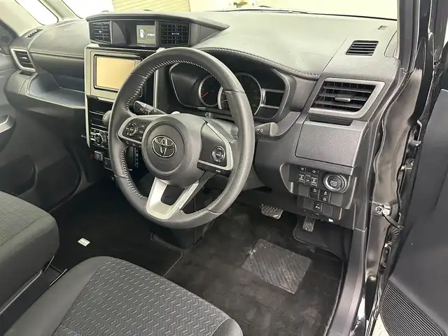 トヨタ ルーミー カスタムG－T 兵庫県 2023(令5)年 1.1万km ブラックマイカメタリック ・純正SDナビ/・全方位モニタ-/・純正前後ドライブレコーダー/・ETC2.0/・両側パワースライドドア/・衝突軽減ブレーキ/・レーンキープアシスト/・追従クルーズコントロール/・電子パーキングブレーキ/・純正15インチアルミホイール/・オートライト/・オートハイビーム/・LEDヘッドライト/・LEDフォグランプ/・前後コーナーセンサー/・純正フロアマット/・スマートキー/・スペアキー1本/・プッシュスタート