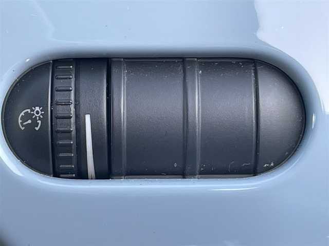 フォルクスワーゲン ザ・ビートル デザイン 岡山県 2012(平24)年 4.2万km デニムブルー 登録時走行距離41921km/社外ナビ/地デジTV(AM/FM/CD/DVD)/バックカメラ/ドライブレコーダー/コーナーセンサー/MTモード付AT/リモコンキー/16インチ純正AW/フロアマット/電動格納ミラー/ウィンカーミラー