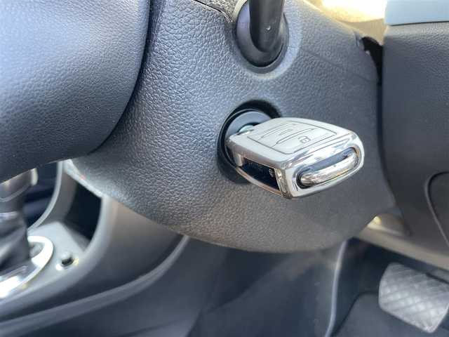 フォルクスワーゲン ザ・ビートル デザイン 岡山県 2012(平24)年 4.2万km デニムブルー 登録時走行距離41921km/社外ナビ/地デジTV(AM/FM/CD/DVD)/バックカメラ/ドライブレコーダー/コーナーセンサー/MTモード付AT/リモコンキー/16インチ純正AW/フロアマット/電動格納ミラー/ウィンカーミラー