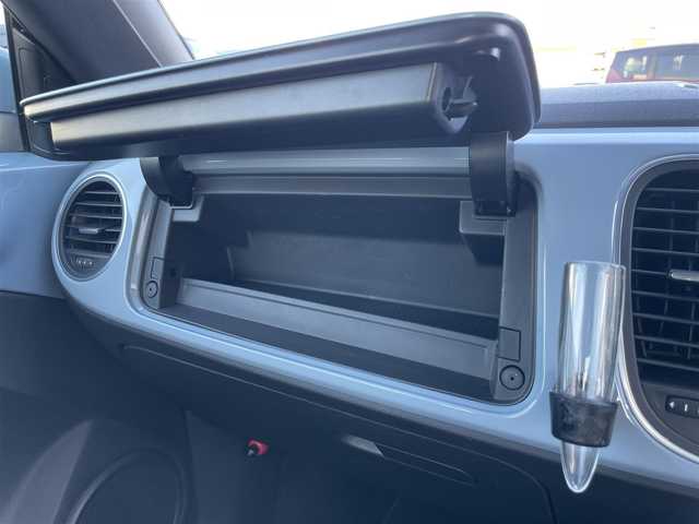 フォルクスワーゲン ザ・ビートル デザイン 岡山県 2012(平24)年 4.2万km デニムブルー 登録時走行距離41921km/社外ナビ/地デジTV(AM/FM/CD/DVD)/バックカメラ/ドライブレコーダー/コーナーセンサー/MTモード付AT/リモコンキー/16インチ純正AW/フロアマット/電動格納ミラー/ウィンカーミラー