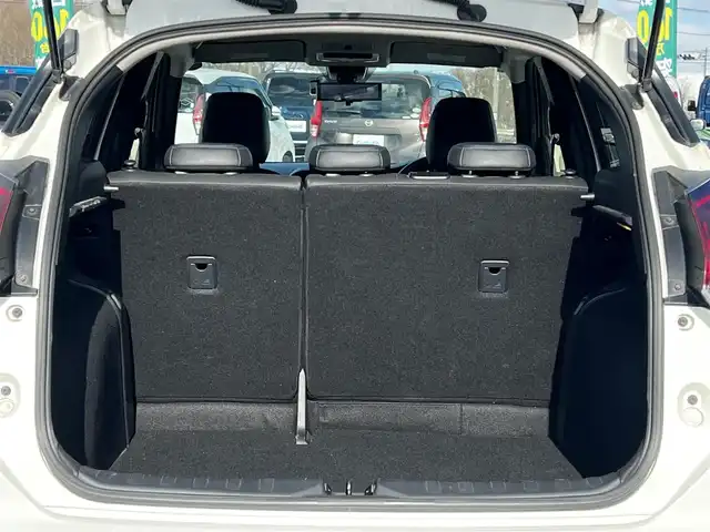 日産 キックス X 道央・札幌 2021(令3)年 6万km ブリリアントホワイトパール ワンオーナー/純正SDナビ/AM/FM/BT/SD/CD/DVD/フルセグ/衝突被害軽減ブレーキ/横滑り防止装置/レーダークルーズコントロール/クリアランスソナー/バックカメラ/フロントカメラ/サイドカメラ/全方位カメラ/アラウンドビューモニター/ビルトインETC/DRIVEMODE/EVMODE/前席シートヒーター/ハーフレザーシート/革巻きステアリング/ステアリングリモコン/ハンドルヒーター/電動パーキング/オートブレーキホールド/デジタルインナーミラー/レーダー探知機/プッシュスタート/スマートキー/LEDヘッドライト/オートライト/フォグランプ/ヘッドライトレベライザー/電動格納ミラー/ウィンカーミラー/純正フロアマット/ドアバイザー/スペアキー/純正エンジンスターター