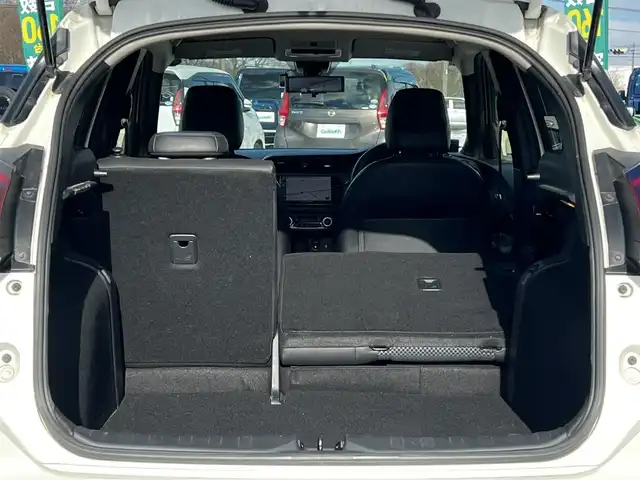 日産 キックス X 道央・札幌 2021(令3)年 6万km ブリリアントホワイトパール ワンオーナー/純正SDナビ/AM/FM/BT/SD/CD/DVD/フルセグ/衝突被害軽減ブレーキ/横滑り防止装置/レーダークルーズコントロール/クリアランスソナー/バックカメラ/フロントカメラ/サイドカメラ/全方位カメラ/アラウンドビューモニター/ビルトインETC/DRIVEMODE/EVMODE/前席シートヒーター/ハーフレザーシート/革巻きステアリング/ステアリングリモコン/ハンドルヒーター/電動パーキング/オートブレーキホールド/デジタルインナーミラー/レーダー探知機/プッシュスタート/スマートキー/LEDヘッドライト/オートライト/フォグランプ/ヘッドライトレベライザー/電動格納ミラー/ウィンカーミラー/純正フロアマット/ドアバイザー/スペアキー/純正エンジンスターター