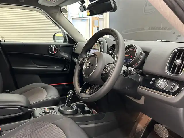 ＭＩＮＩ ＢＭＷ ミニ クロスオーバー クーパー D オール4 岩手県 2021(令3)年 5万km セージグリーンメタリック ドライビングアシストパッケージプラス/・ アクティブクルーズコントロール/・ リアビューカメラ/・ フロント＆リアＰＤＣ/・ パーキングアシスト/・ ドライビングアシスト/・純正HDDナビ/・18インチAW/・コンフォートアクセス/・LEDライト