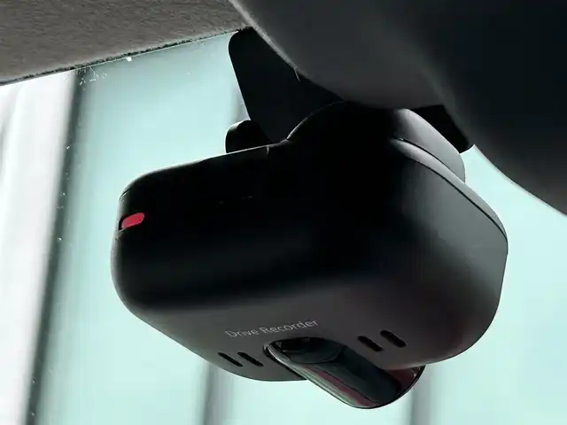 スズキ ハスラー J 奈良県 2019(平31)年 2.5万km フェニックスレッドパール/ブルーイッシュブラックパール 純正ナビ/(AM/FM/CD/DVD/iPod/USB/SD/フルセグTV)/パノラマモニター/前席シートヒーター/デュアルカメラブレーキサポート/レーントレーシングアシスト/横滑り防止装置/ビルトインETC/前方ドライブレコーダー/革巻きステアリング/ステアリングスイッチ/アイドリングストップ/プッシュスタート/フロアマット/電格ウインカーミラー