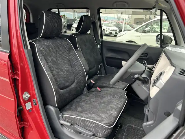 スズキ ハスラー J 奈良県 2019(平31)年 2.5万km フェニックスレッドパール/ブルーイッシュブラックパール 純正ナビ/(AM/FM/CD/DVD/iPod/USB/SD/フルセグTV)/パノラマモニター/前席シートヒーター/デュアルカメラブレーキサポート/レーントレーシングアシスト/横滑り防止装置/ビルトインETC/前方ドライブレコーダー/革巻きステアリング/ステアリングスイッチ/アイドリングストップ/プッシュスタート/フロアマット/電格ウインカーミラー