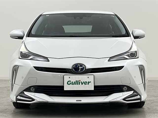 トヨタ プリウス SセーフティプラスⅡ 宮城県 2021(令3)年 4.4万km プラチナホワイトパールマイカ モデリスタエアロ（F.S.R）/トヨタセーフティーセンス/・レーダークルーズコントロール/・オートマチックハイビーム/・レーントレーシングアシスト/・プリクラッシュセーフティーシステム/ブラインドスポットモニター/全周囲カメラ/純正７インチナビ/（BT.AM.FM.DVD.CD.SD）/フルセグTV/AC100Vコンセント/ビルトインETC2.0/ドライブレコーダー（F.R）/電動パーキングブレーキ/プッシュスタート/スマートキー/ステアリングスイッチ/革巻きステアリング/LEDヘッドライト/LEDフォグランプ/純正15インチAW/トノカバー/ドアバイザー