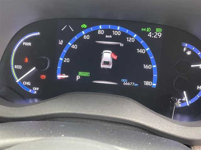 トヨタ ヤリスクロス ハイブリッド Z 愛知県 2021(令3)年 6.7万km ブラックマイカ/ホワイトパールクリスタルシャイン 2トーン モデリスタエアロパーツ/　　・フロントグリルガーニッシュ/　　・フロントスポイラー/　　・サイドスカート/　　・リヤスカート/　　・カラードフェンダー/　　・ルーフスポイラー/　　・LEDライセンスランプ/アルパイン製デジタルインナーミラー/純正ドライブレコーダー/ビルトインETC2.0/ステアリングリモコン/ステアリングヒーター/純正8インチコネクテッドナビ付ディスプレイオーディオ/テレビキット付/ハーフレザーシート/パワーシート/シートヒーター（前席）/トヨタセーフティセンス/　　・プリクラッシュセーフティ/　　・レーダークルーズコントロール/　　・レーンディバーチャーアラート/　　・ロードサインアシスト/BSM/スマートキー