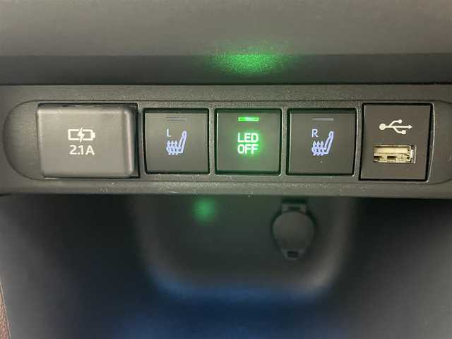 トヨタ ヤリスクロス ハイブリッド Z 愛知県 2021(令3)年 6.7万km ブラックマイカ/ホワイトパールクリスタルシャイン 2トーン モデリスタエアロパーツ/　　・フロントグリルガーニッシュ/　　・フロントスポイラー/　　・サイドスカート/　　・リヤスカート/　　・カラードフェンダー/　　・ルーフスポイラー/　　・LEDライセンスランプ/アルパイン製デジタルインナーミラー/純正ドライブレコーダー/ビルトインETC2.0/ステアリングリモコン/ステアリングヒーター/純正8インチコネクテッドナビ付ディスプレイオーディオ/テレビキット付/ハーフレザーシート/パワーシート/シートヒーター（前席）/トヨタセーフティセンス/　　・プリクラッシュセーフティ/　　・レーダークルーズコントロール/　　・レーンディバーチャーアラート/　　・ロードサインアシスト/BSM/スマートキー