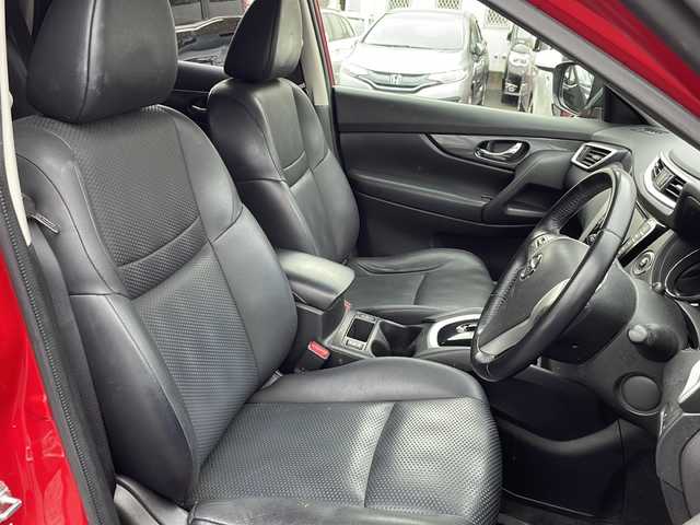 日産 エクストレイル 20X エマージェンシーブレーキ 大阪府 2014(平26)年 9.5万km バーニングレッド 純正SDナビ MM514D-L/CD.DVD.BT.フルセグ/バックカメラ/パワーバックドア/スマートキー×2/プッシュスタート/前席シートヒーター/純正フロアマット/ルーフレール/アイドリングストップ/ETC