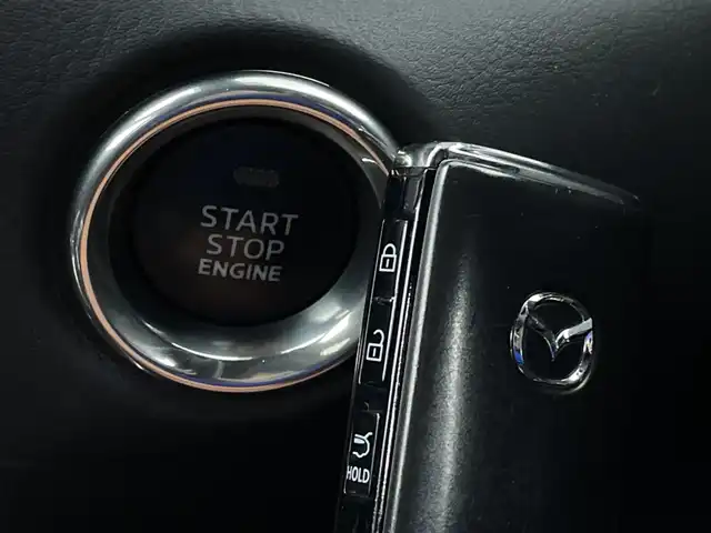 マツダ ＣＸ－５ XD エクスクルーシブモード 新潟県 2021(令3)年 3.8万km スノーフレイクホワイトパールマイカ ４WD/サンルーフ/BOSEサウンド/ｉ－ＡＣＴＩＶＳＥＮＳＥ/純正SDナビ/　　BT/AM/FM/フルセグ/360°ビューモニター/パワーバックドア/マツダレーダークルーズコントロール/LEDオートライト/ナッパレザーシート/前席シートベンチレーション/前席パワーシート/純正19インチアルミホイール付/ブラインドスポットモニター/ヘッドアップディスプレイ/前後ドライブレコーダー/ステアリングヒーター/ステアリングスイッチ/純正フロアマット/ドアバイザー/スペアキー/スマートキー/ETC