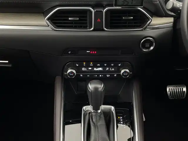 マツダ ＣＸ－５ XD エクスクルーシブモード 新潟県 2021(令3)年 3.8万km スノーフレイクホワイトパールマイカ ４WD/サンルーフ/BOSEサウンド/ｉ－ＡＣＴＩＶＳＥＮＳＥ/純正SDナビ/　　BT/AM/FM/フルセグ/360°ビューモニター/パワーバックドア/マツダレーダークルーズコントロール/LEDオートライト/ナッパレザーシート/前席シートベンチレーション/前席パワーシート/純正19インチアルミホイール付/ブラインドスポットモニター/ヘッドアップディスプレイ/前後ドライブレコーダー/ステアリングヒーター/ステアリングスイッチ/純正フロアマット/ドアバイザー/スペアキー/スマートキー/ETC