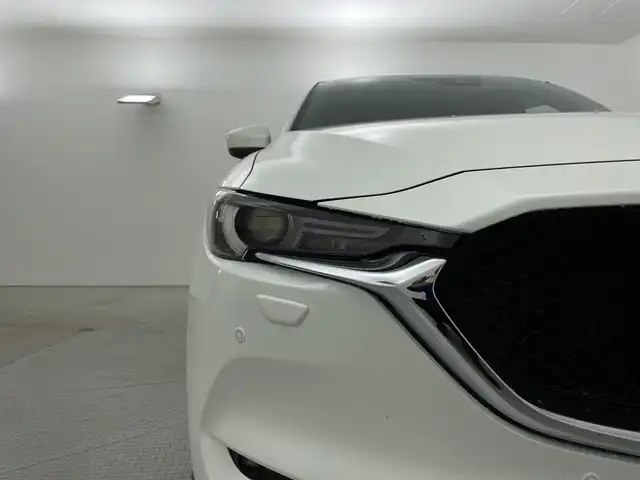 マツダ ＣＸ－５ XD エクスクルーシブモード 新潟県 2021(令3)年 3.8万km スノーフレイクホワイトパールマイカ ４WD/サンルーフ/BOSEサウンド/ｉ－ＡＣＴＩＶＳＥＮＳＥ/純正SDナビ/　　BT/AM/FM/フルセグ/360°ビューモニター/パワーバックドア/マツダレーダークルーズコントロール/LEDオートライト/ナッパレザーシート/前席シートベンチレーション/前席パワーシート/純正19インチアルミホイール付/ブラインドスポットモニター/ヘッドアップディスプレイ/前後ドライブレコーダー/ステアリングヒーター/ステアリングスイッチ/純正フロアマット/ドアバイザー/スペアキー/スマートキー/ETC