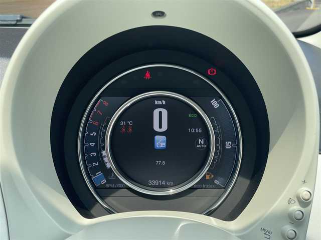 フィアット ５００ ツインエア ドルチェヴィータ 宮崎県 2022(令4)年 3.4万km 白 禁煙車/ガラスルーフ/純正ディスプレイオーディオ/（Bluetooth/AM/FM/USB）/USB入力端子/ETC/純正前後ドライブレコーダー/ステアリングリモコン/パドルシフト/クルーズコントロール/ハーフレザーシート/アイドリングストップ/純正HIDヘッドライト/純正フロアマット/純正15インチアルミ