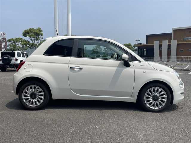 フィアット ５００ ツインエア ドルチェヴィータ 宮崎県 2022(令4)年 3.4万km 白 禁煙車/ガラスルーフ/純正ディスプレイオーディオ/（Bluetooth/AM/FM/USB）/USB入力端子/ETC/純正前後ドライブレコーダー/ステアリングリモコン/パドルシフト/クルーズコントロール/ハーフレザーシート/アイドリングストップ/純正HIDヘッドライト/純正フロアマット/純正15インチアルミ