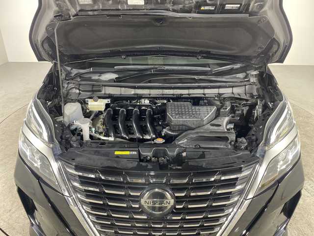 日産 セレナ ハイウェイスター 福岡県 2020(令2)年 5.8万km ダイヤモンドブラック 純正メモリナビ/・CD/DVD/BT/フルセグTV/・全方位モニター/フリップダウンモニター/エマージェンシーブレーキ/ブラインドスポットモニター/コーナーセンサー/両側パワースライドドア/前方ドライブレコーダー/LEDヘッドライト/・オートライト/ETC/リアサンシェード/純正フロアマット/ドアバイザー