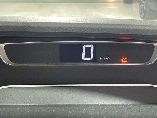 日産 セレナ ハイウェイスター 福岡県 2020(令2)年 5.8万km ダイヤモンドブラック 純正メモリナビ/・CD/DVD/BT/フルセグTV/・全方位モニター/フリップダウンモニター/エマージェンシーブレーキ/ブラインドスポットモニター/コーナーセンサー/両側パワースライドドア/前方ドライブレコーダー/LEDヘッドライト/・オートライト/ETC/リアサンシェード/純正フロアマット/ドアバイザー